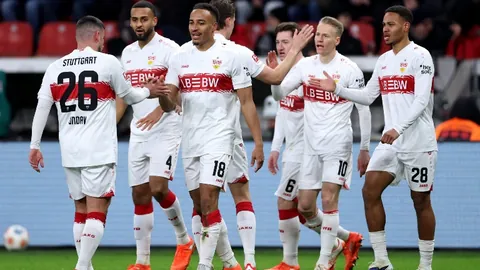 大乐透期号专家推荐质合分析：约基奇失误快发球观点